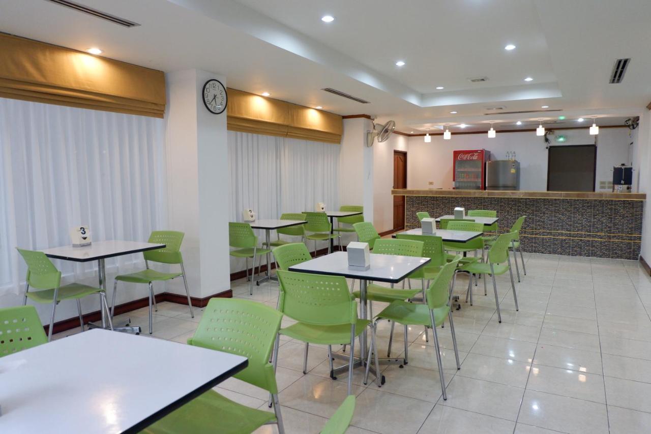Auychai Grand Hotel Lang Suan Exterior photo